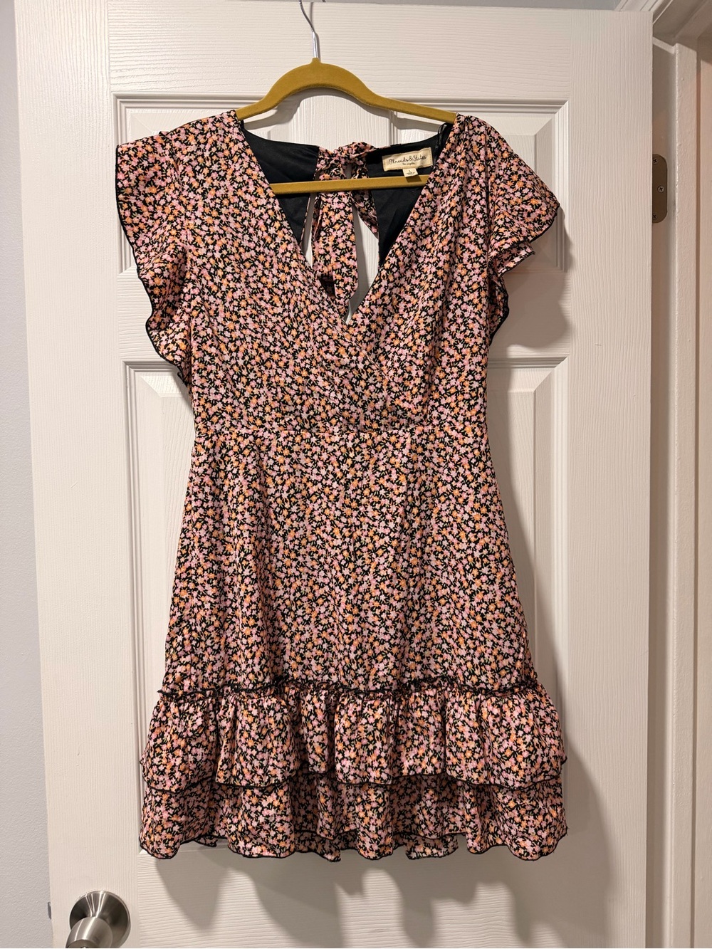 Backless Floral Pink Ruffle Tie-Back Dress